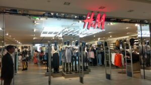 H&M